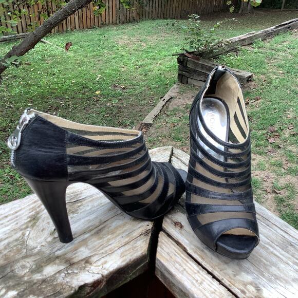 Michael Kors Black Leather Mesh Open Toe Stiletto Heels Zipper 5" Heel 8M - Picture 1 of 7